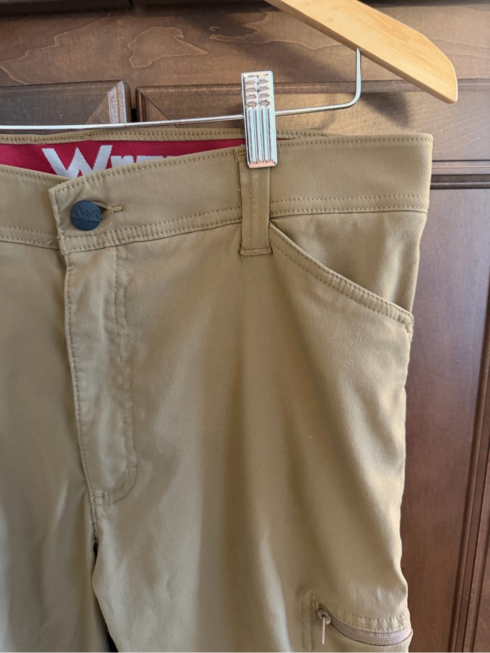 Wrangler Men's Khaki Cargo Pants - Picture 3 of 5